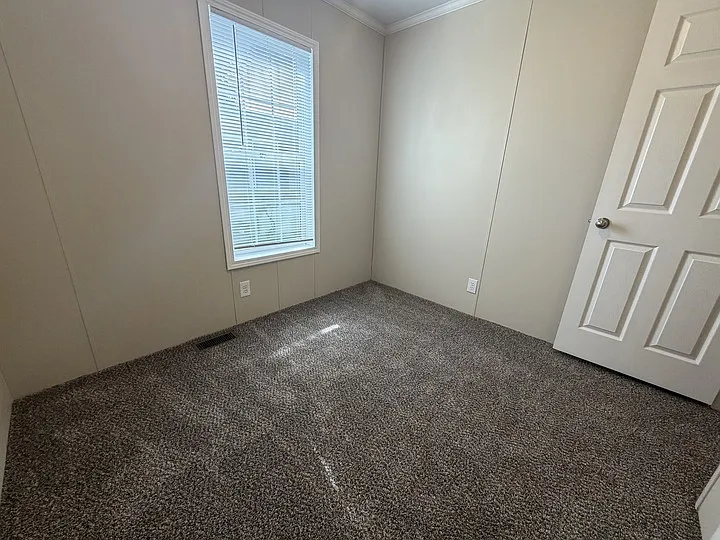 38000 Le Chateau Blvd #445 — Photo 16