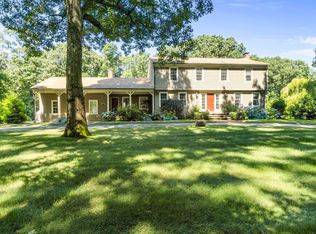 226 Varnum Dr, Warwick, RI 02818