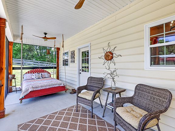 54th image of 157 Giles Ln