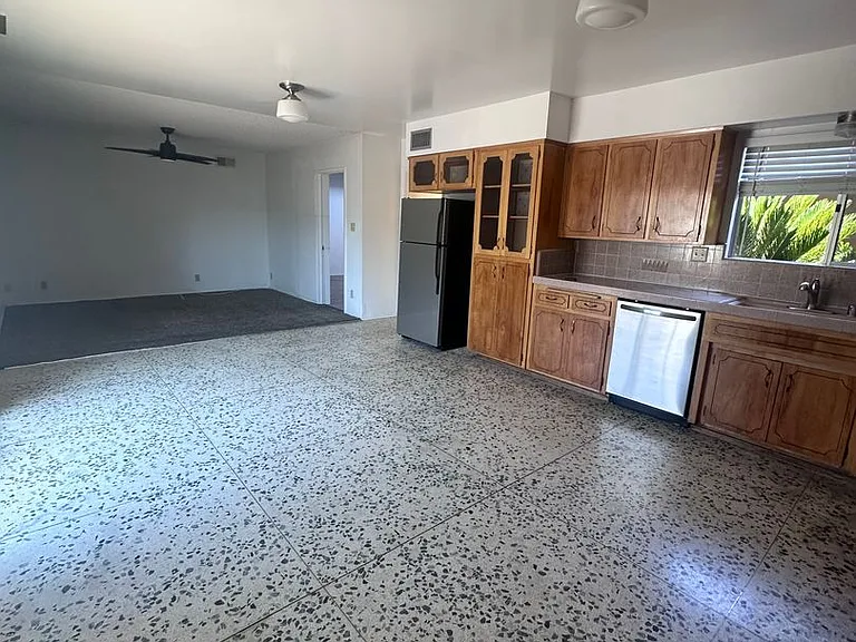 5140 Catoctin Dr — Photo 4