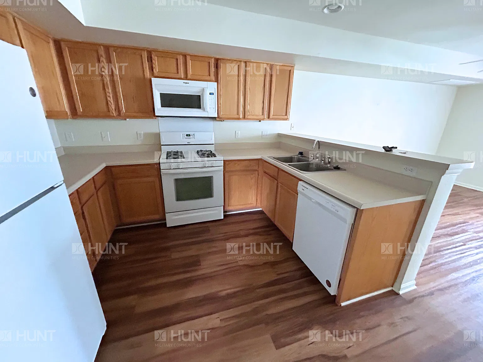 4 bed, 2.5 bath, 1994 sqft, $1,900 — Photo 4