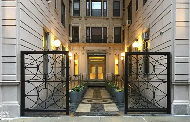 Rented by Brown Harris Stevens | media 37