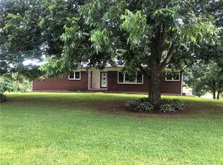 93 Pinewood Rd, Granite Falls, NC 28630