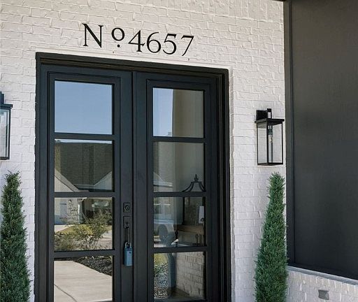 5th image of 4657 River Valley Dr