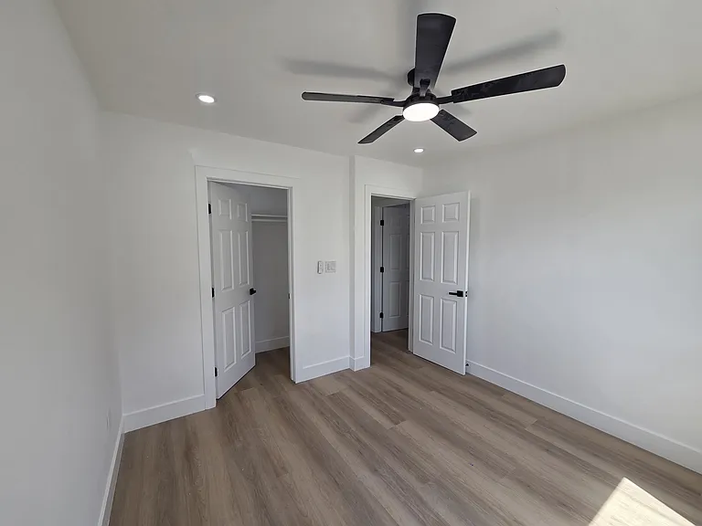 160 Hemlock Ave #2 — Photo 17