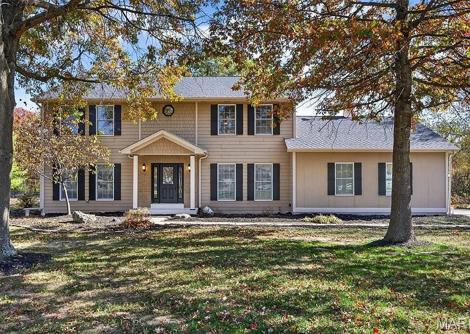 1st image of 1330 Lake Hollow Dr