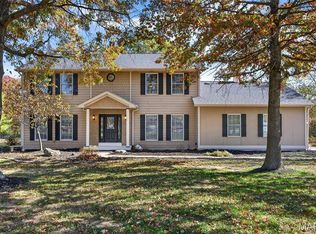 1330 Lake Hollow Dr, Defiance, MO 63341