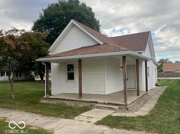 2312 S B St, Elwood, IN 46036