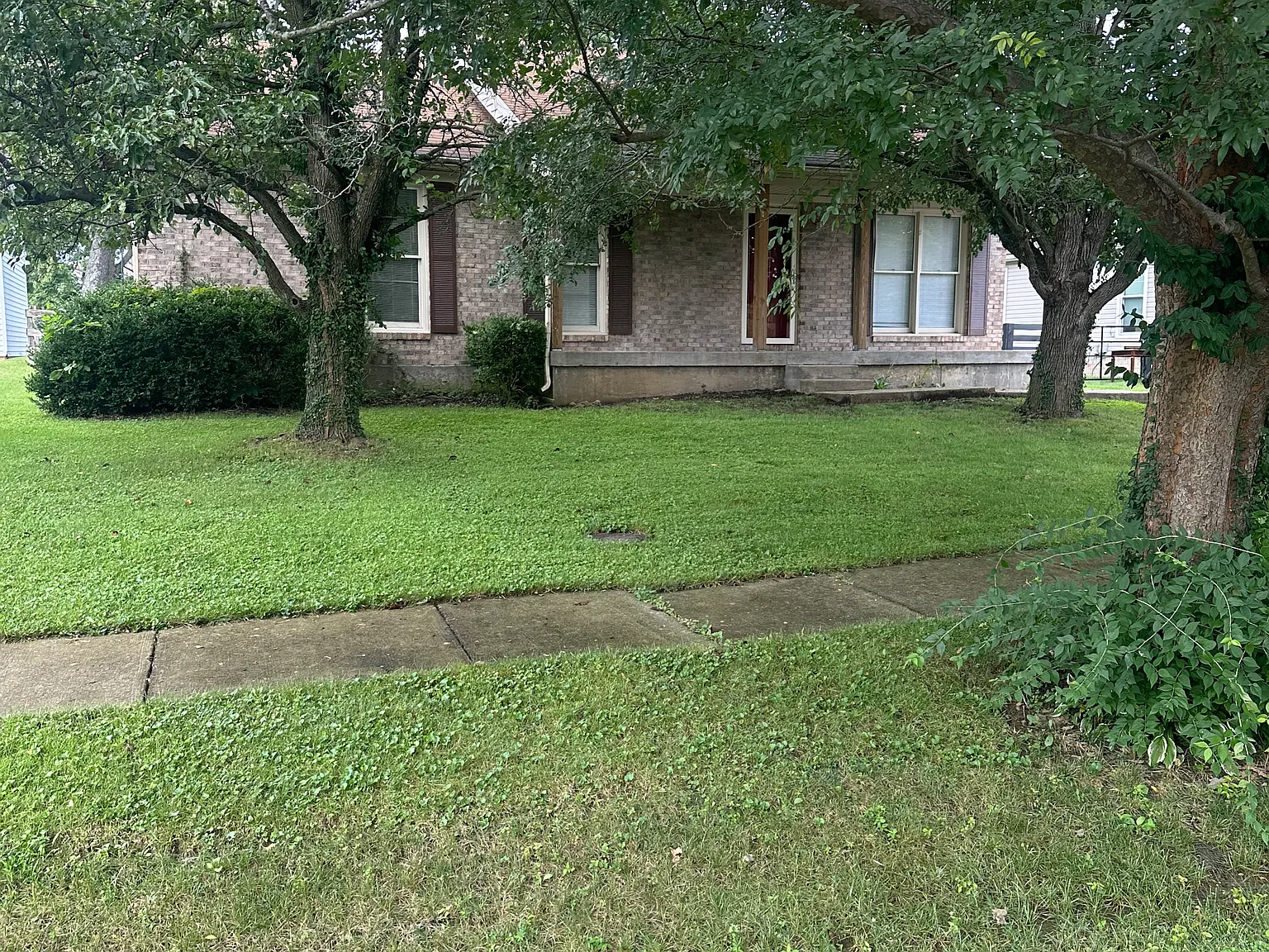 520 E Washington St — Photo 2