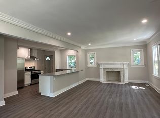 2945 Meadowbrook Blvd, Cleveland Heights, OH 44118