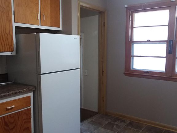 5th image of 3610 Vine St