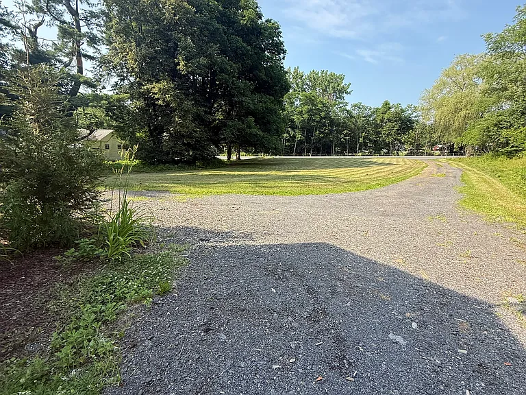 385 Route 20 — Photo 3