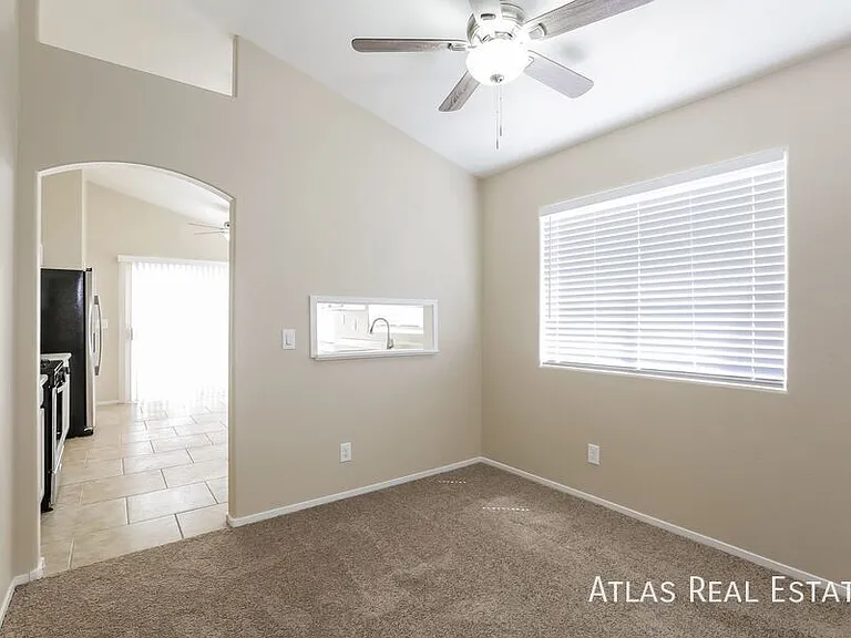 6398 Cedar Breaks Ave — Photo 4