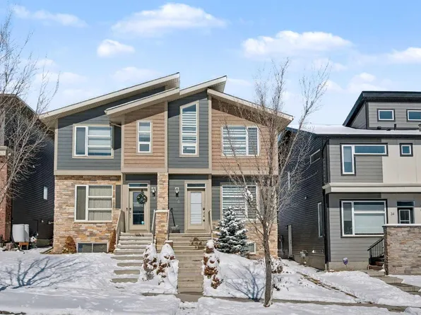 38 Sage Bluff Gate NW, Calgary, AB T3R 0Y9
