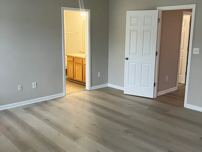 10376 Bronze Dr — Photo 3