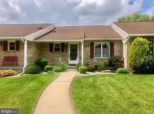 1107 Westgate Dr, Chambersburg, PA 17201