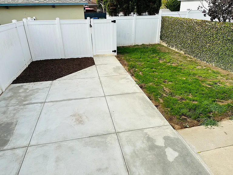 7361 W Manchester Ave — Photo 39