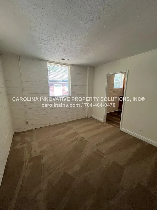 2 bed, 1.0 bath, 627 sqft, $995 — Photo 4