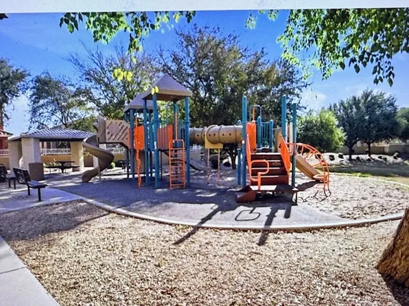 879 E Stottler Dr, Gilbert, AZ 85296