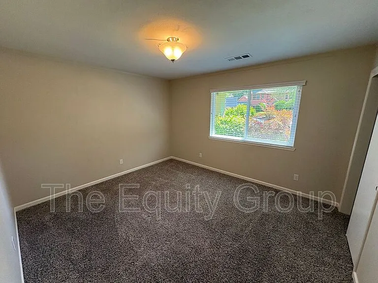 4230 W Grove Ct — Photo 10