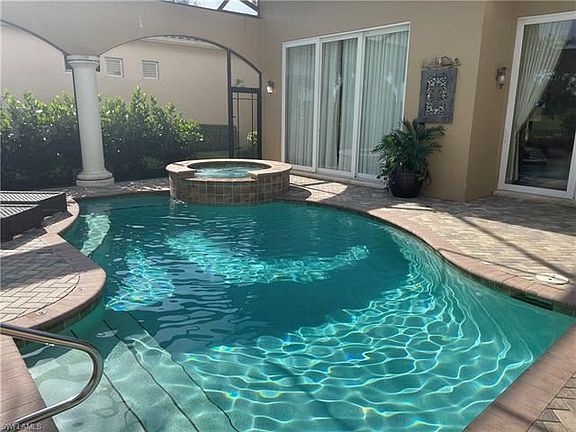 4th image of 3271 Hyacinth Dr