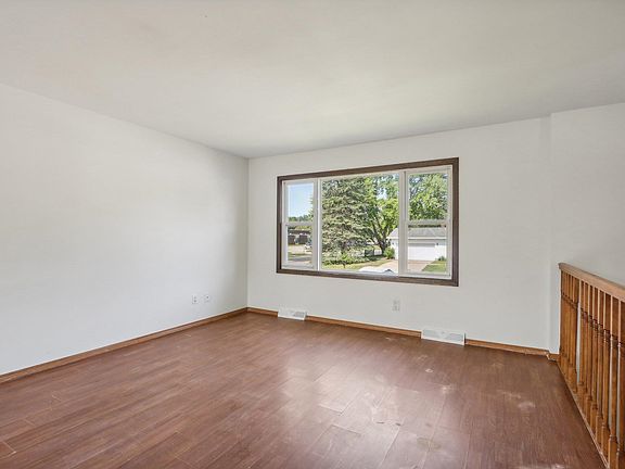 2nd image of 1209 Buena Vista Dr