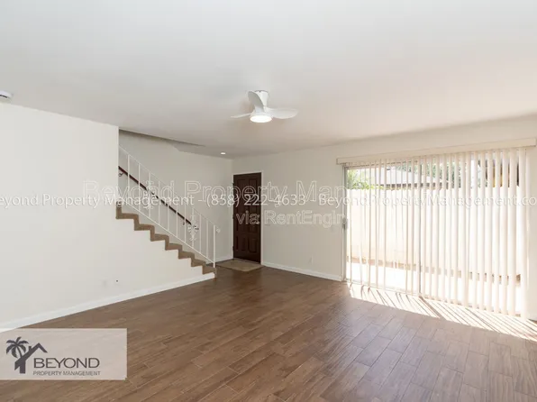 122 Palmyra Dr, Vista, CA 92084