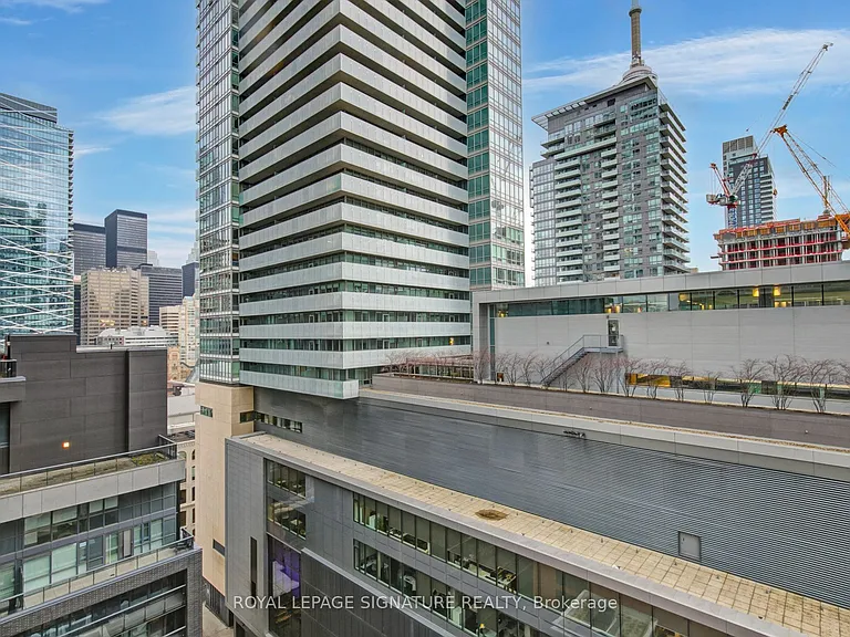 21 Widmer St #1111 — Photo 34