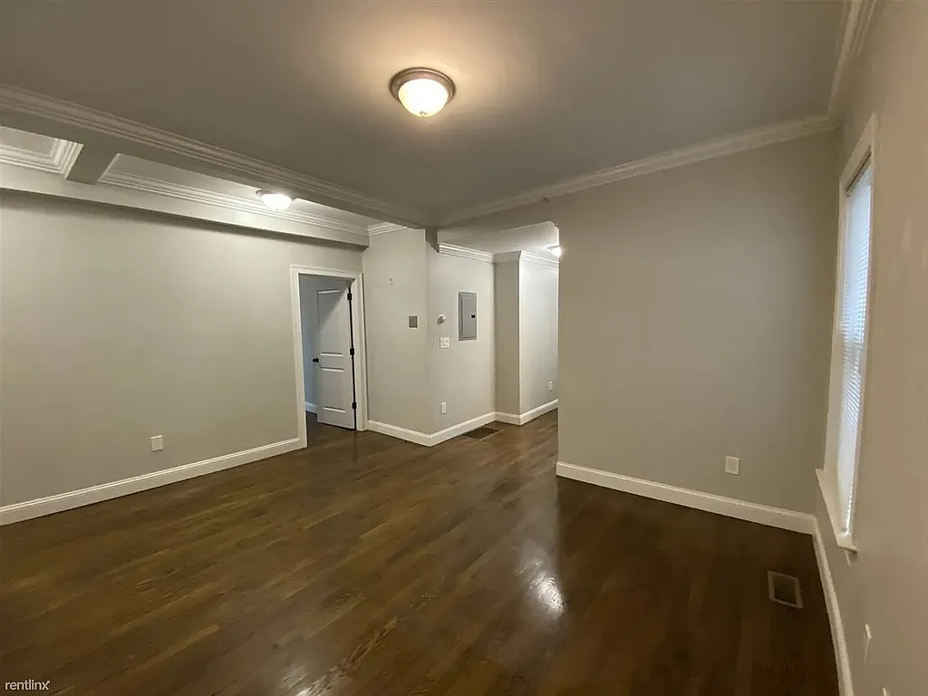 Building Photo - 43 Derby St #1