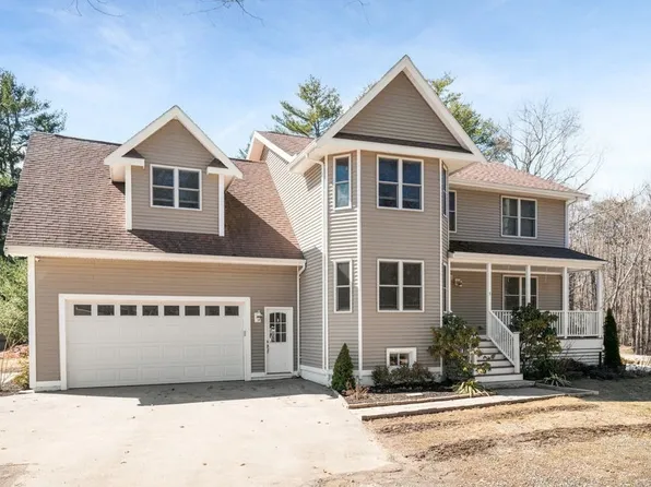 1 Learned Ln, Salisbury, MA 01952