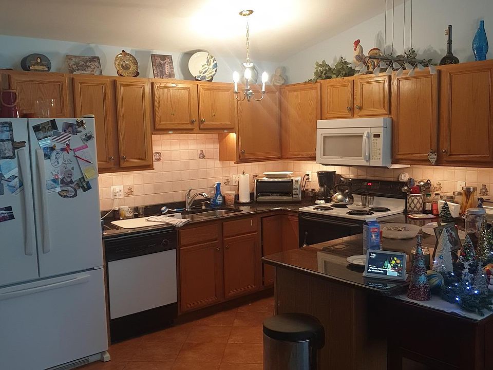 1st image of 124 Eagle Dr Unit 124