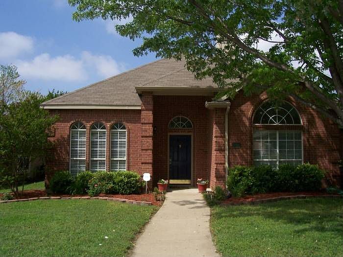 Beautiful curb appeal