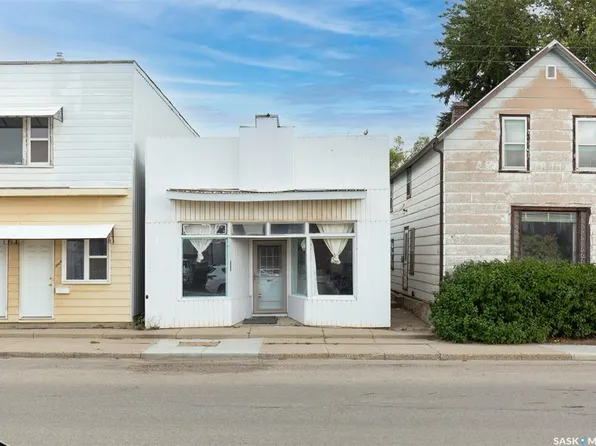 306 Fairford STREET W, Moose Jaw, SK S6H 1V9