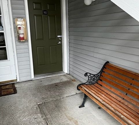 3rd image of 23329 Cedar Way #102