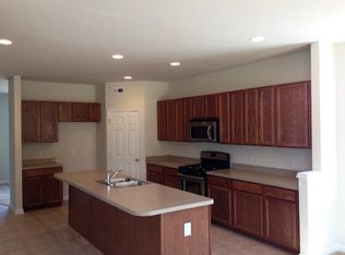 2 Tetkoski Ct, Florence, NJ 08518