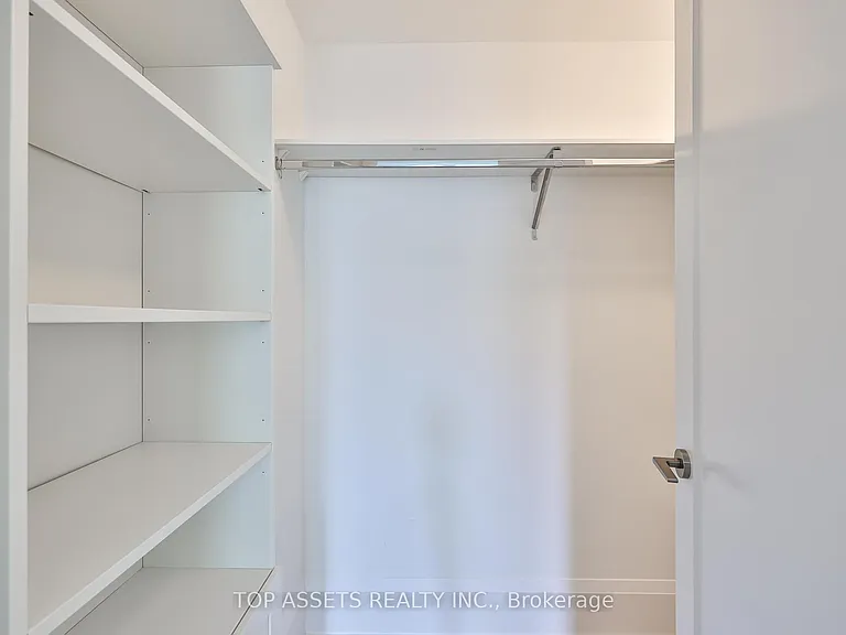 101 Erskine Ave #Townhouse 10 — Photo 29