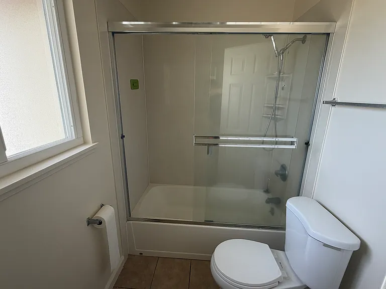 635 Seneca Pl — Photo 8