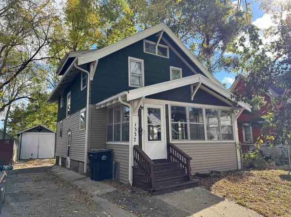 1337 Nelson Ave, Beloit, WI 53511
