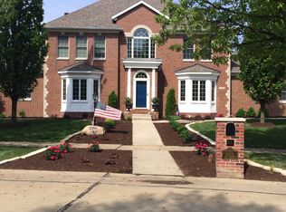 2305 Firethorn Ln, Champaign, IL
