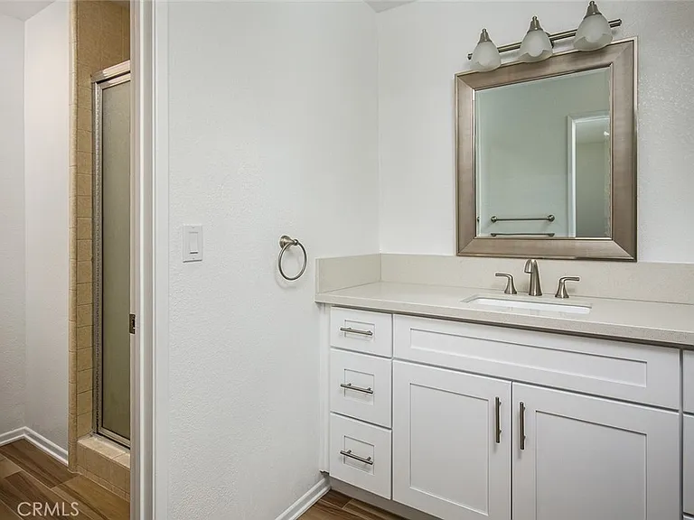 402 El Centro St — Photo 21