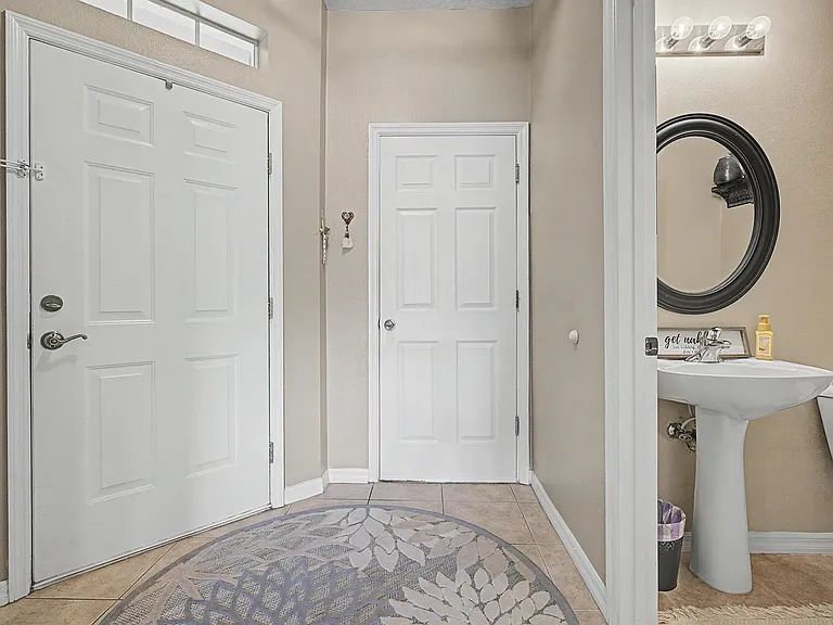 2145 Park Crescent Dr — Photo 15