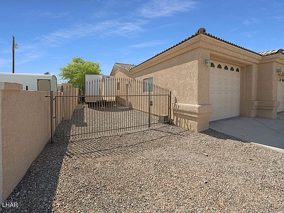 4th image of 2770 Squall King Dr