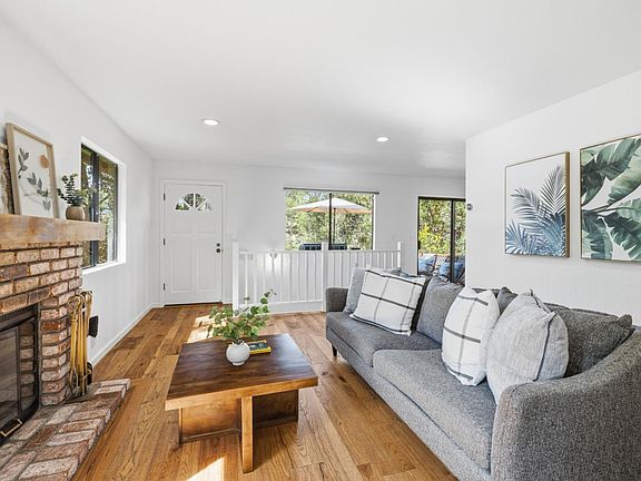 2nd image of 641 Marion Ave