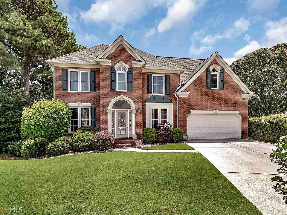 1st image of 475 Chandler Pond Dr