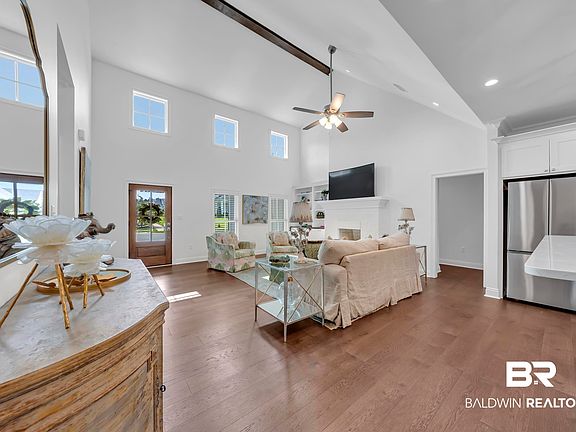 4th image of 21973 Veranda Blvd