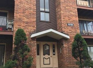 15725 Thomas Ln #3, Oak Forest, IL 60452