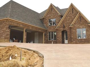 1197 Saint Claire Park, Southaven, MS 38671