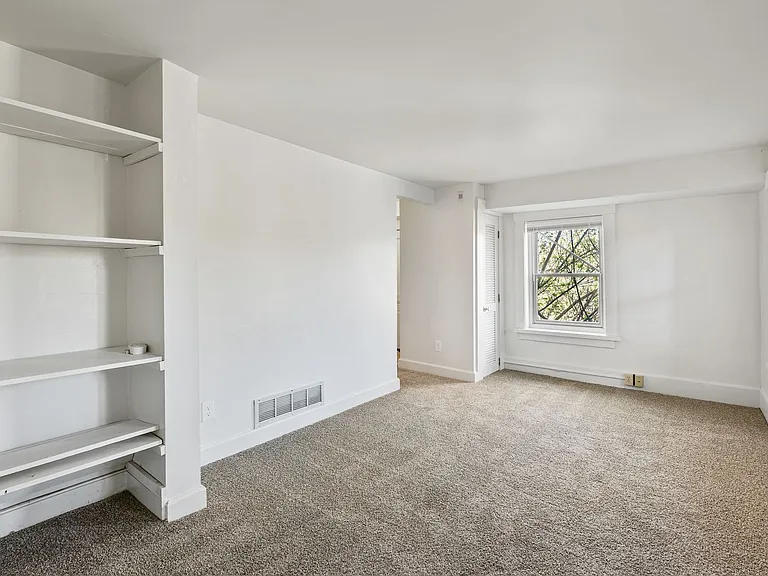 1608 W Main Ave — Photo 33
