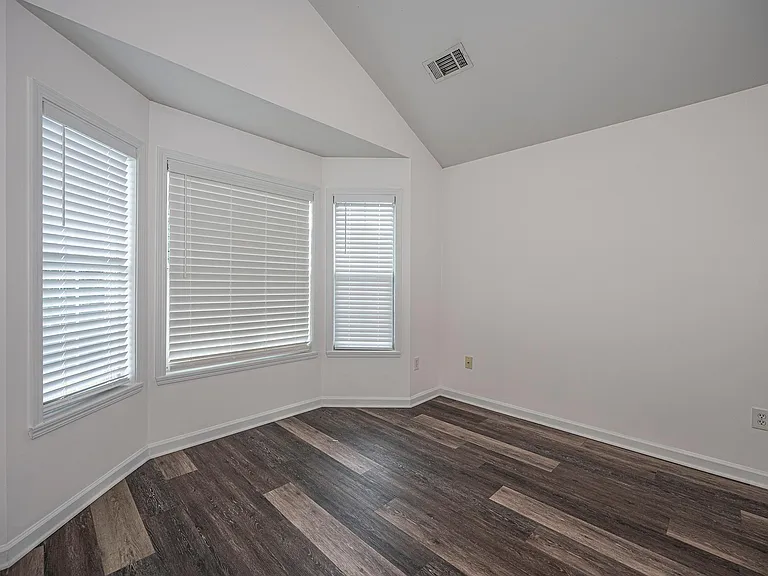 2285 Shady Oaks Dr — Photo 21