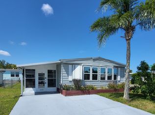 2313 Royal Palm Dr NE, Palm Bay, FL 32905